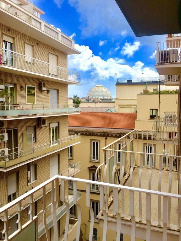 Bed And Breakfast Via Toledo 156 Napoli Ngoại thất bức ảnh