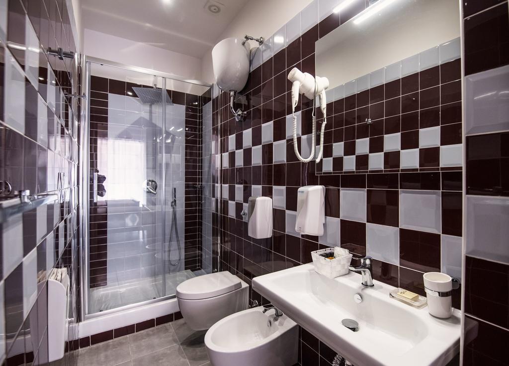 Bed And Breakfast Via Toledo 156 Napoli Ngoại thất bức ảnh